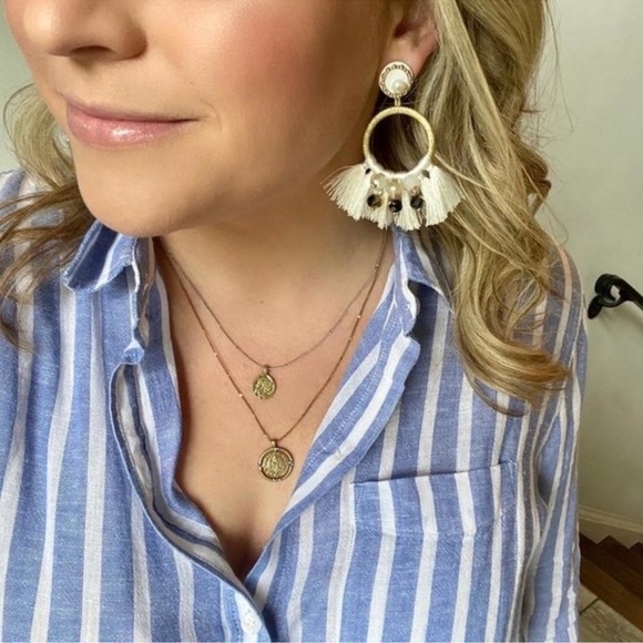 Stella & Dot White Nakoma Earring - Picture 4 of 5